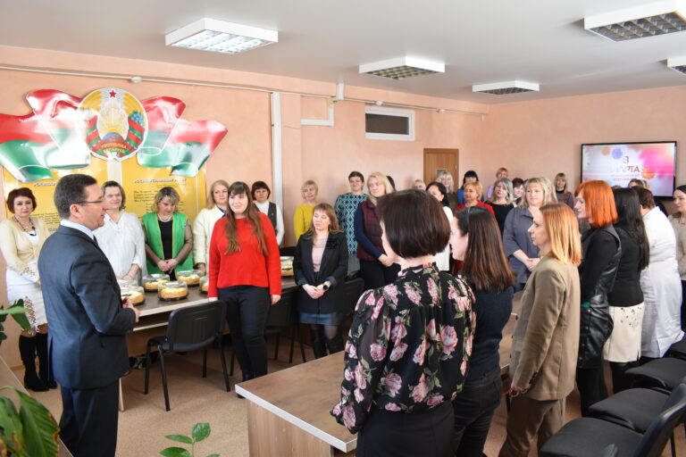 В трудовых коллективах ОАО «Гомельхлебпром» отметили главный весенний праздник – Международный женский день.